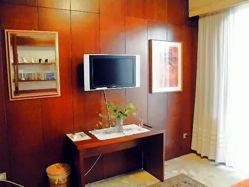 B&B Cottage Dei Consoli 3*, Sant'Agata Li Battiati